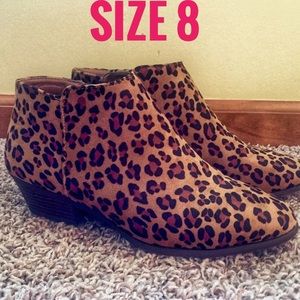 Leopard Booties!